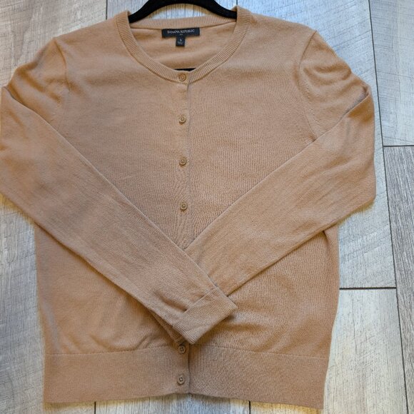 Banana Republic Camel Cotton-Cashmere Button-Front Cardigan | Size Small - Picture 8 of 11